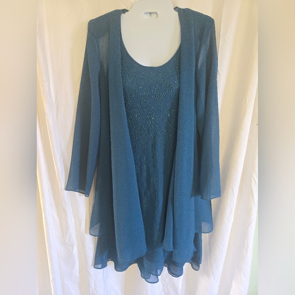 Chic Sleeveless Teal Midi Dress